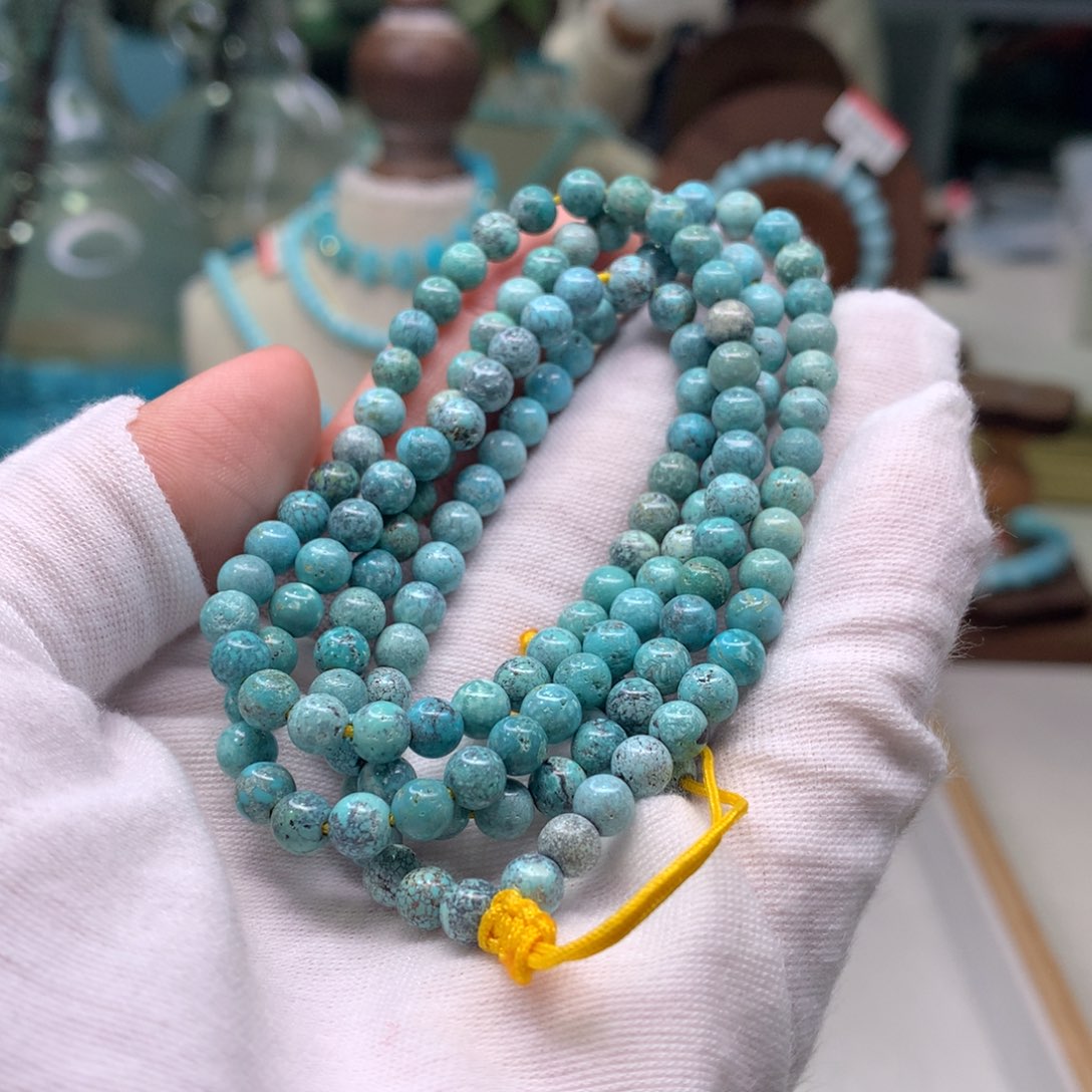 绿松石配饰未镶嵌