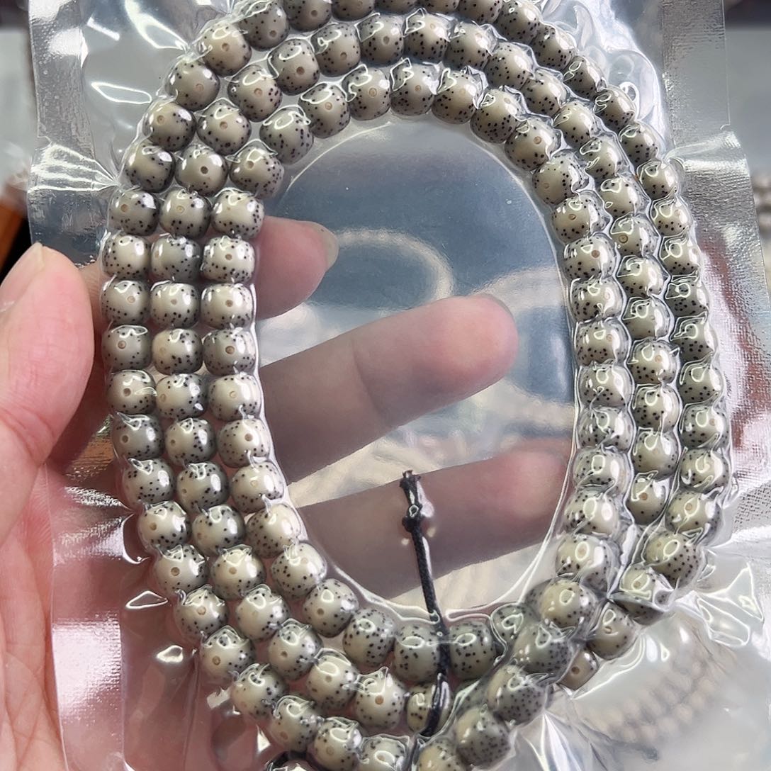 手串星月菩提8*7小通体
