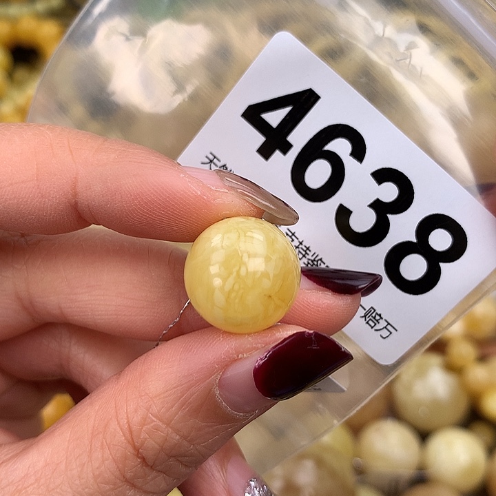 蜜蜡未镶嵌珠宝奇石16