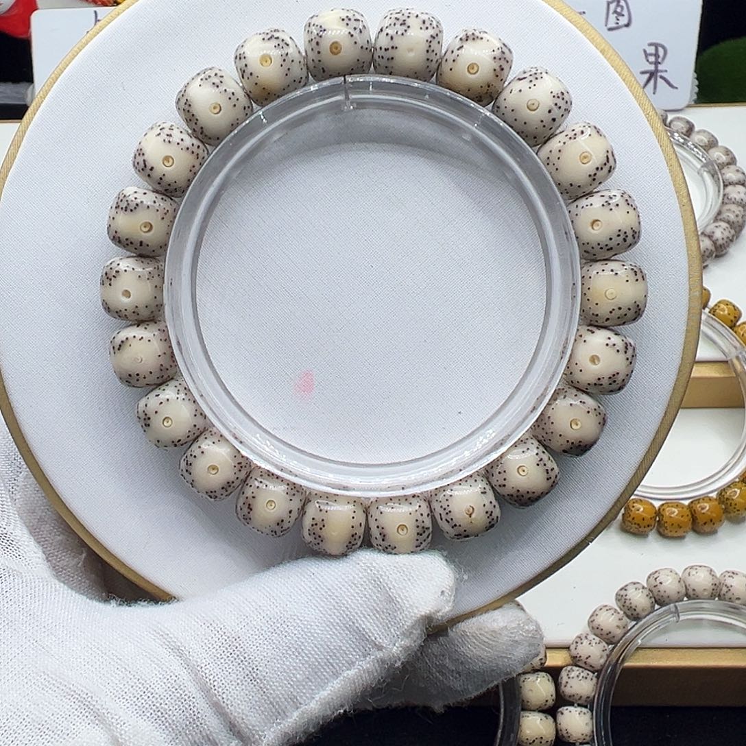 星月菩提手串骨瓷白10.5✖️9.5凤眼