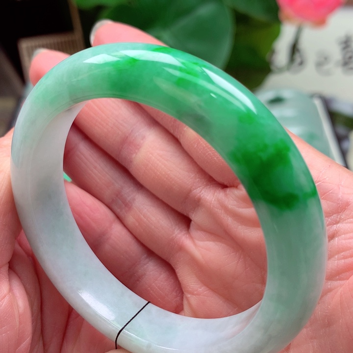 翡翠未镶嵌手镯天然翡翠手镯