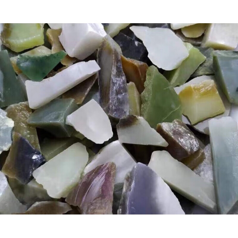 新疆和田玉边角料鱼缸石造景石练手料【拍一发一多样性发货】