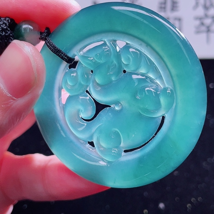 翡翠颈饰未镶嵌99999999