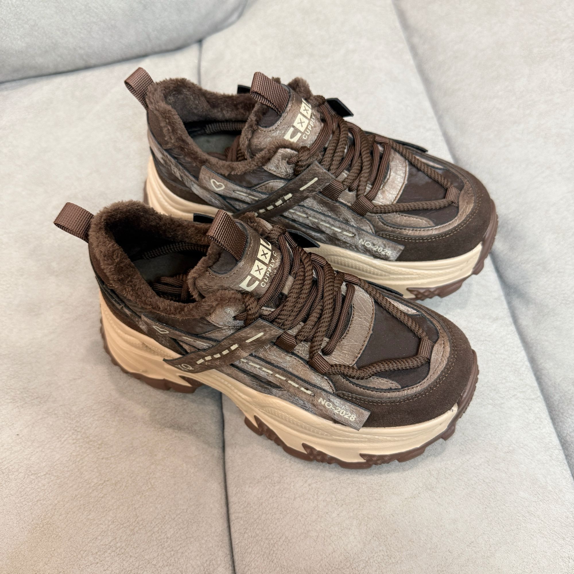 【兰菲娅】冬季复古拼色加绒休闲运动老爹鞋 76968