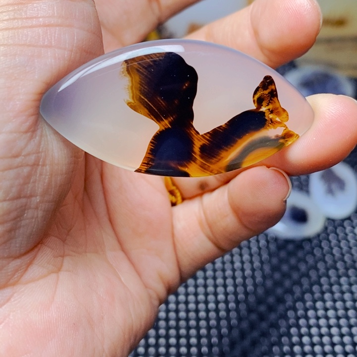 未镶嵌玛瑙/玉髓珠宝奇石