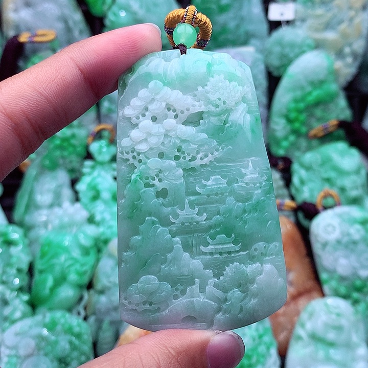 翡翠吊坠(不含链)未镶嵌