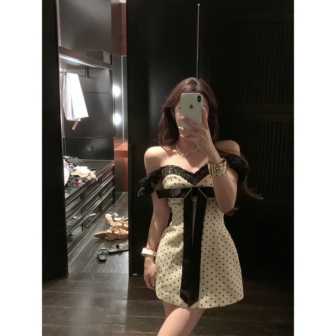 LL250098 蝴蝶结修 身连衣裙