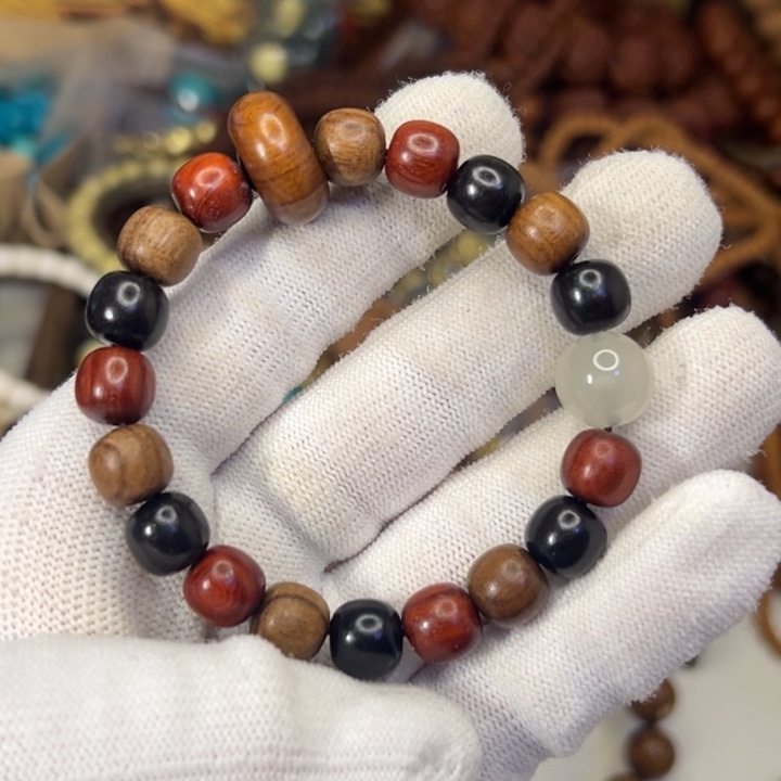 金刚菩提手串金刚菩提手串一条