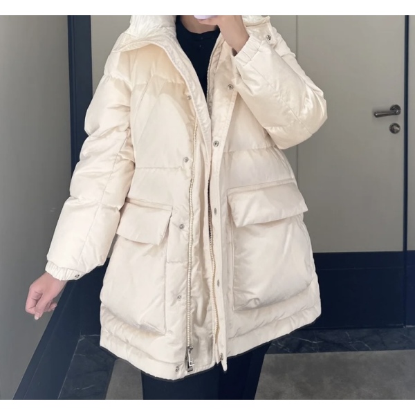 妃鱼/盟可睐/聚酰胺/羽绒服/95新/z零一一六