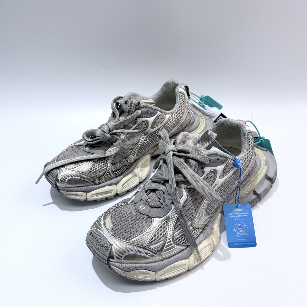 95新 Balenciaga/巴黎世家  42码 浅米色 3XL老爹鞋bl0992