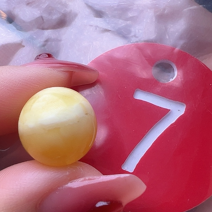 蜜蜡裸石未镶嵌微瑕 13mm 圆珠