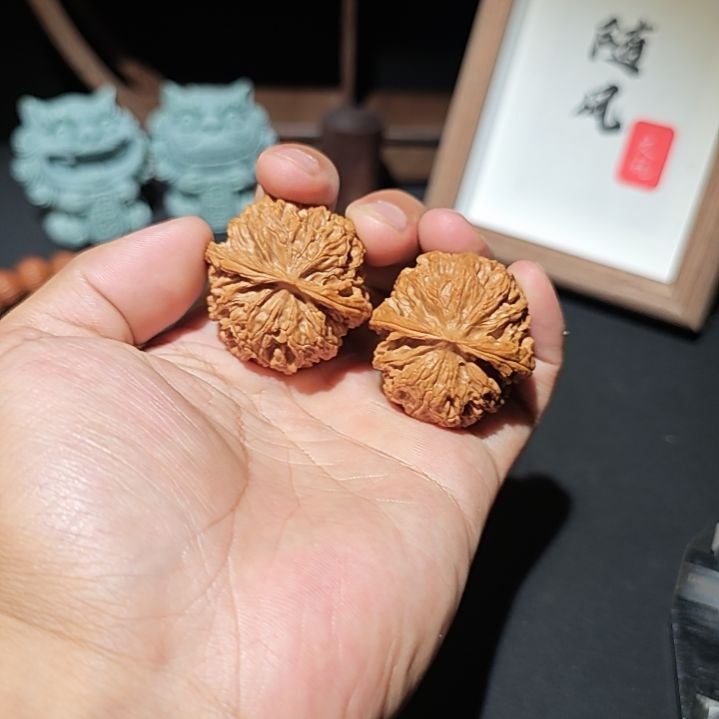 核桃把件38尺寸苹果园