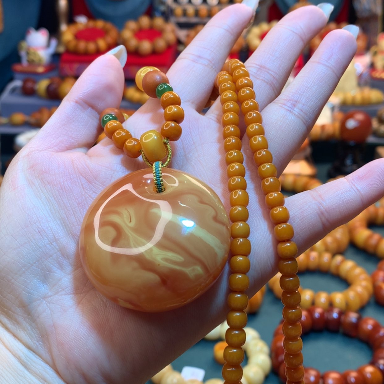 【闪购商品】蜜蜡吊坠(赠链)未镶嵌