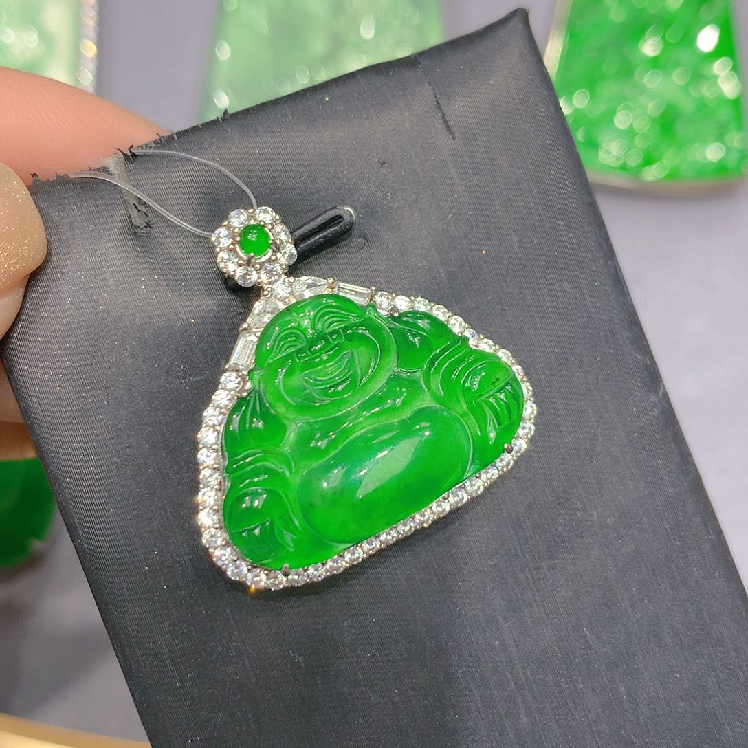 翡翠吊坠(赠链)银S925镶嵌C**a0885