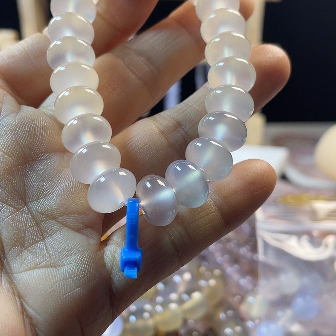 卷***2未镶嵌手链玛瑙/玉髓
