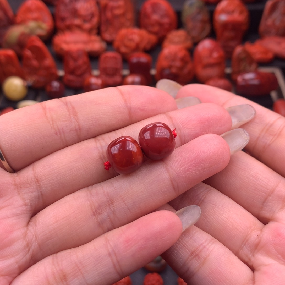 南红玛瑙南红川料原矿牛血火焰老型11.5mm未镶嵌