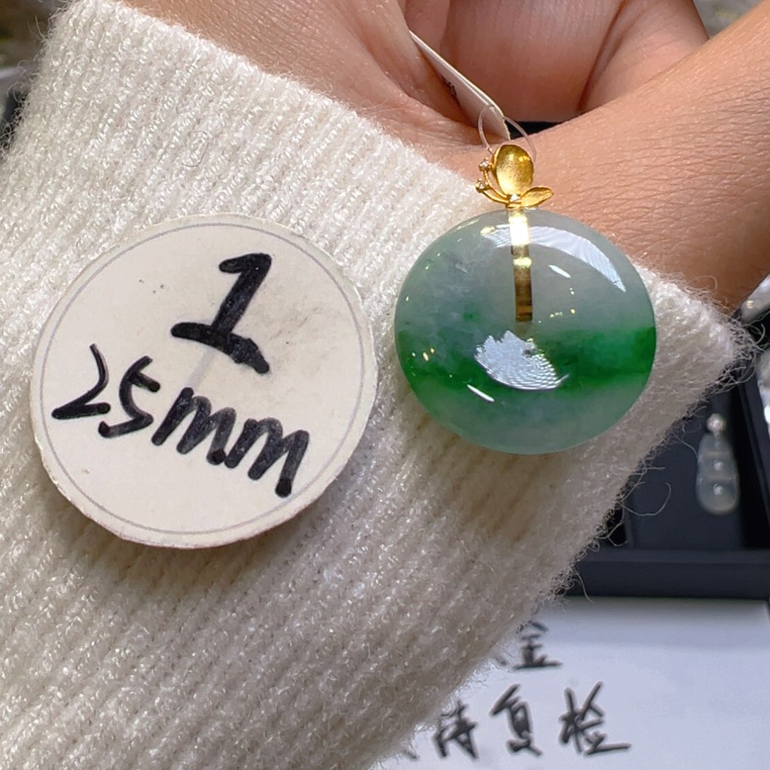 翡翠18K金镶嵌吊坠(不含链)