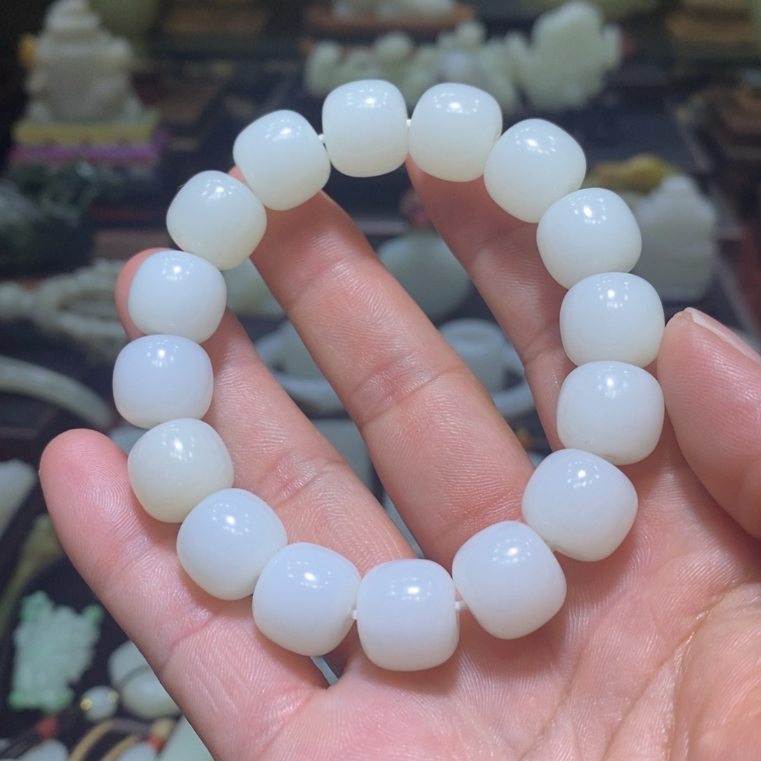 和田玉挂件未镶嵌静*