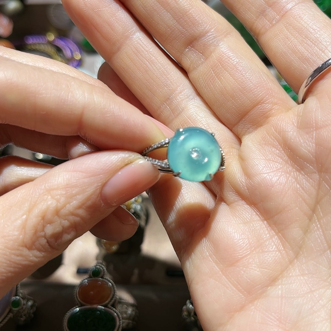 翡翠戒指银S925镶嵌个性十足时尚