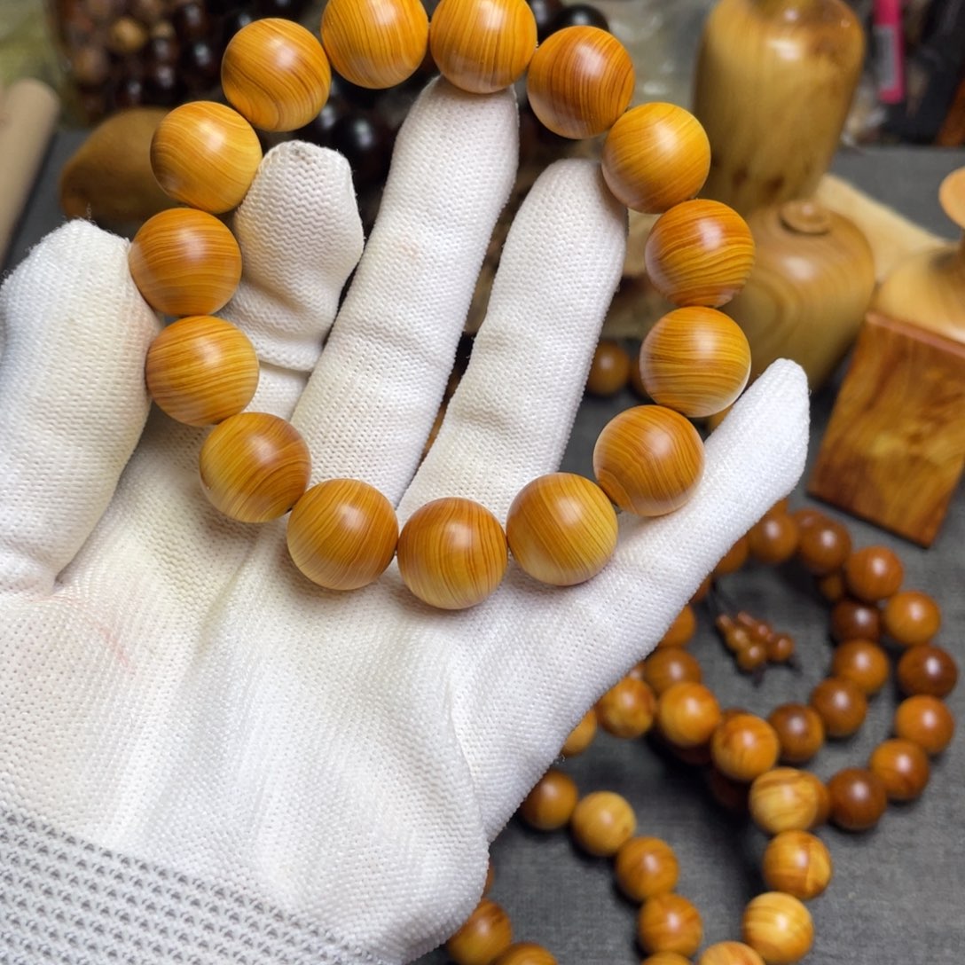 烟***司柏木（崖柏）1.5黄泥膏