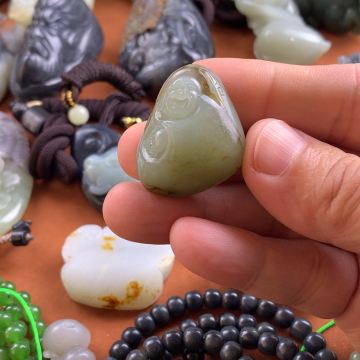 未镶嵌和田玉挂件