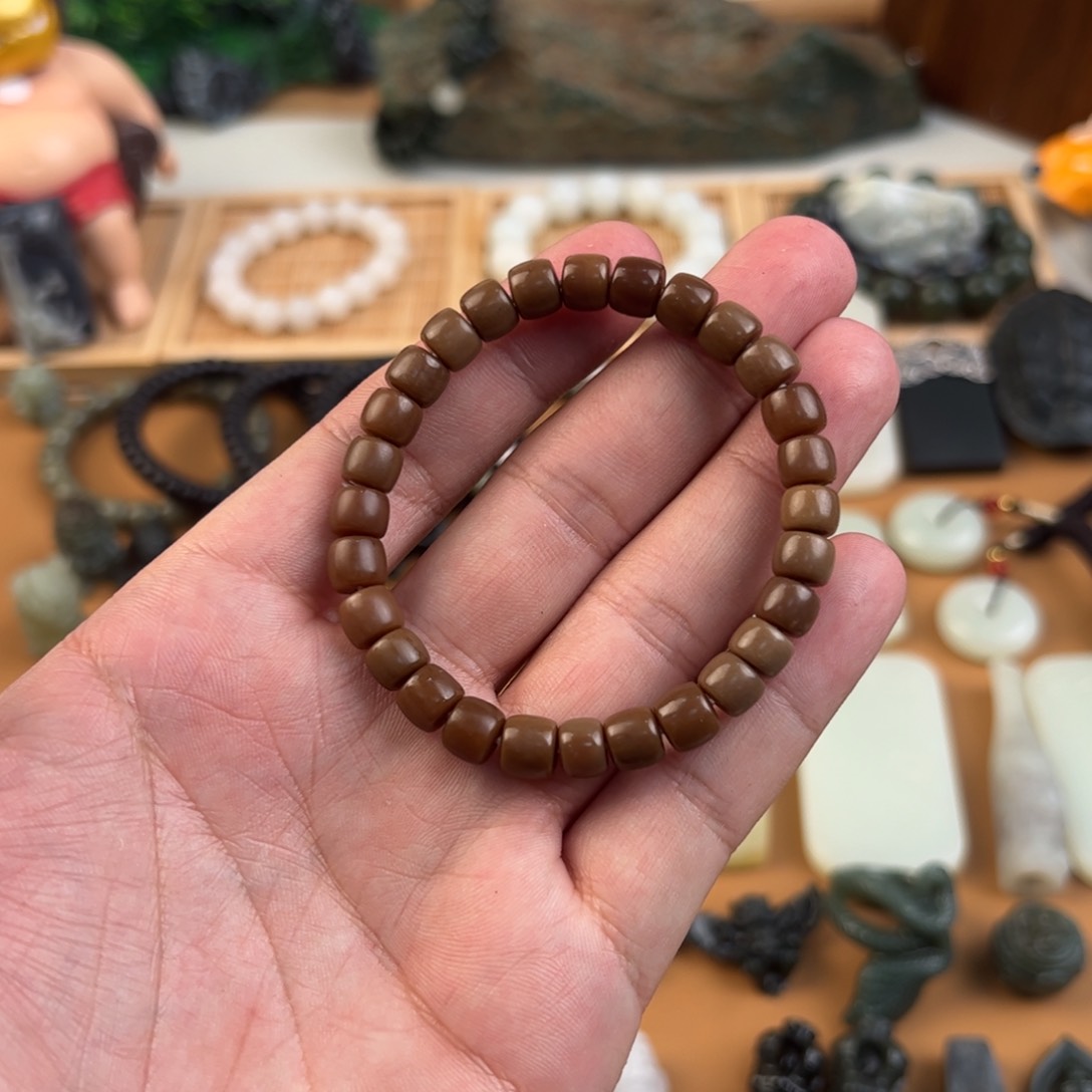 和田玉颈饰未镶嵌叁*