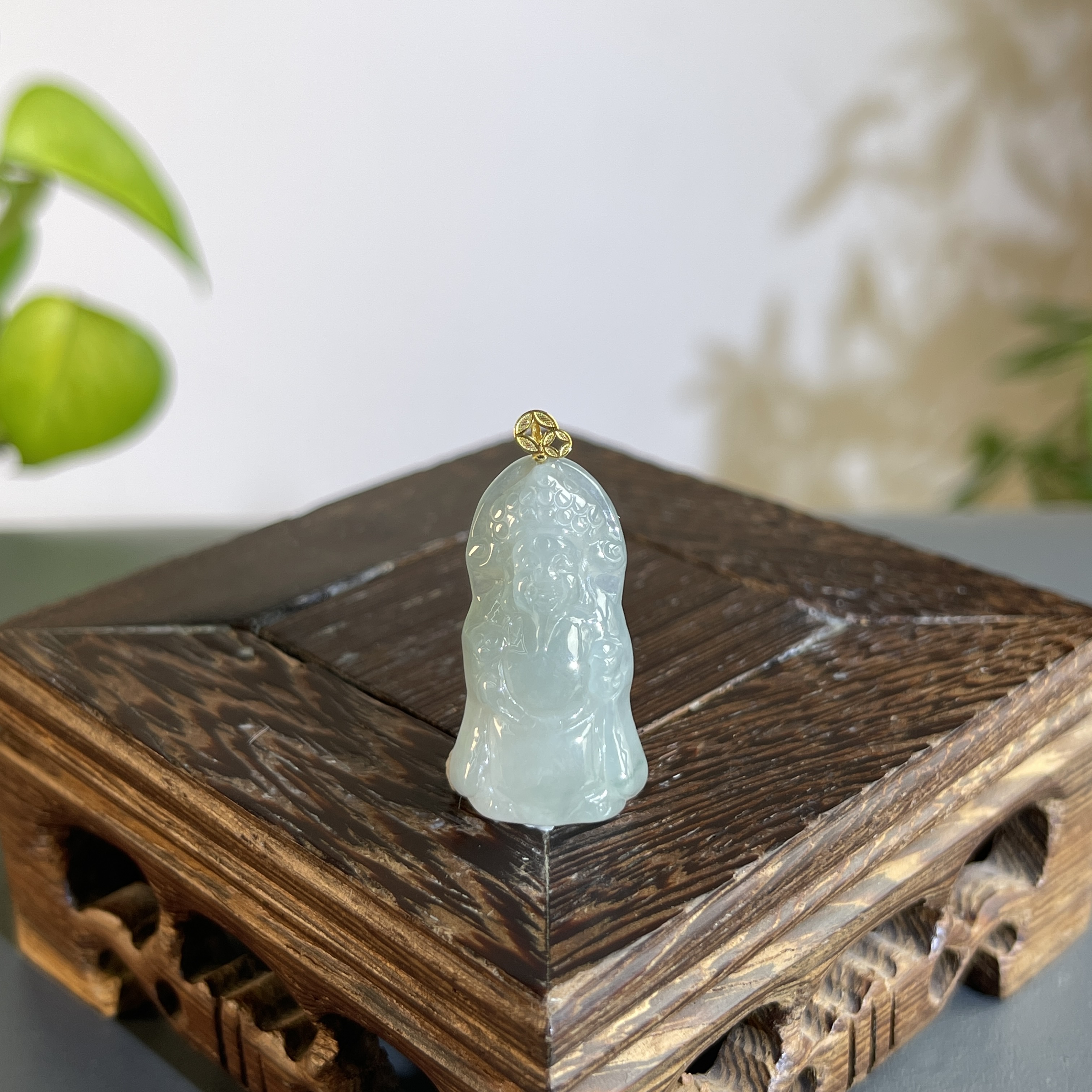 JTW25-33 天然缅甸A货翡翠  18K扣头财神