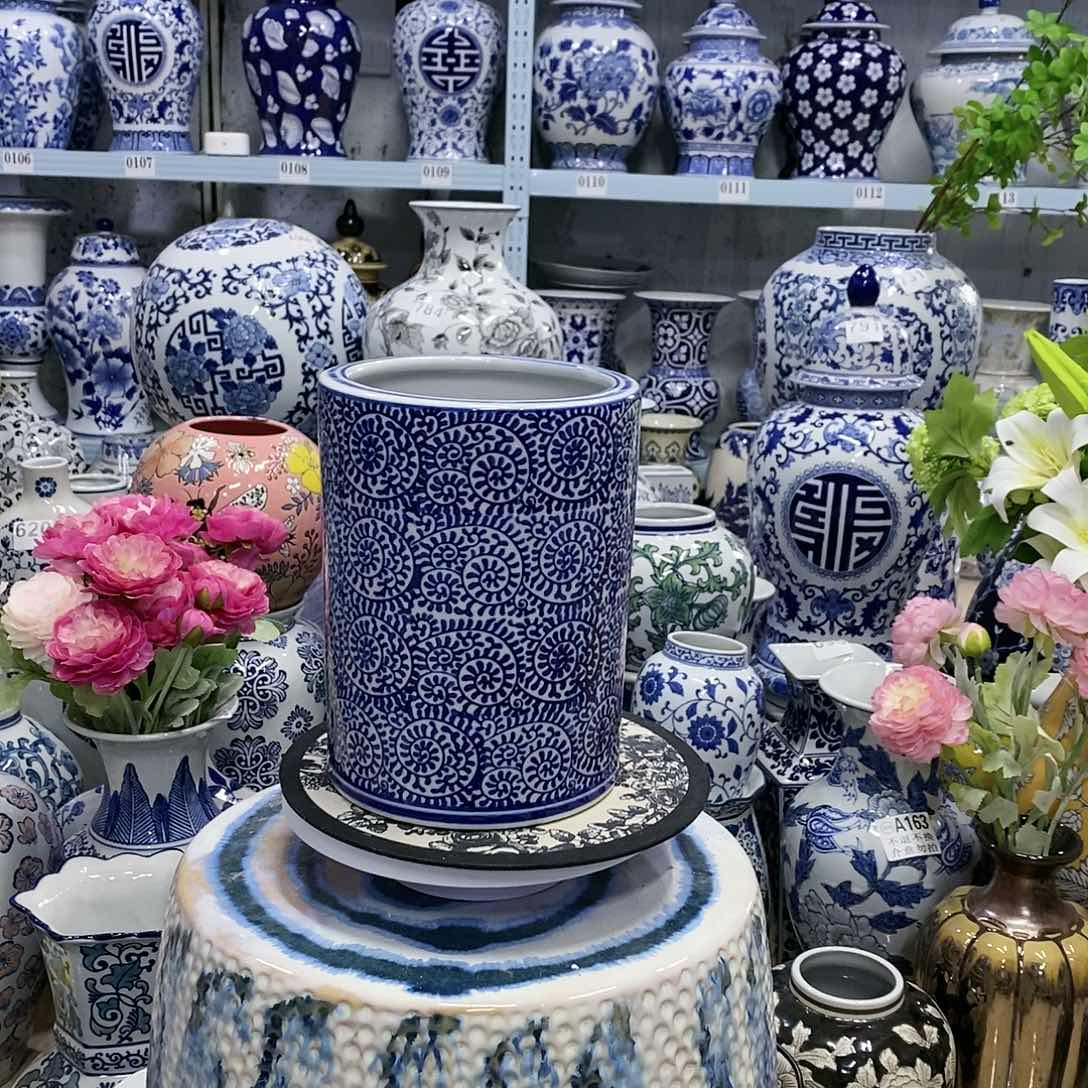 【闪购商品】摆件直筒瓶瓷器摆件…………………………