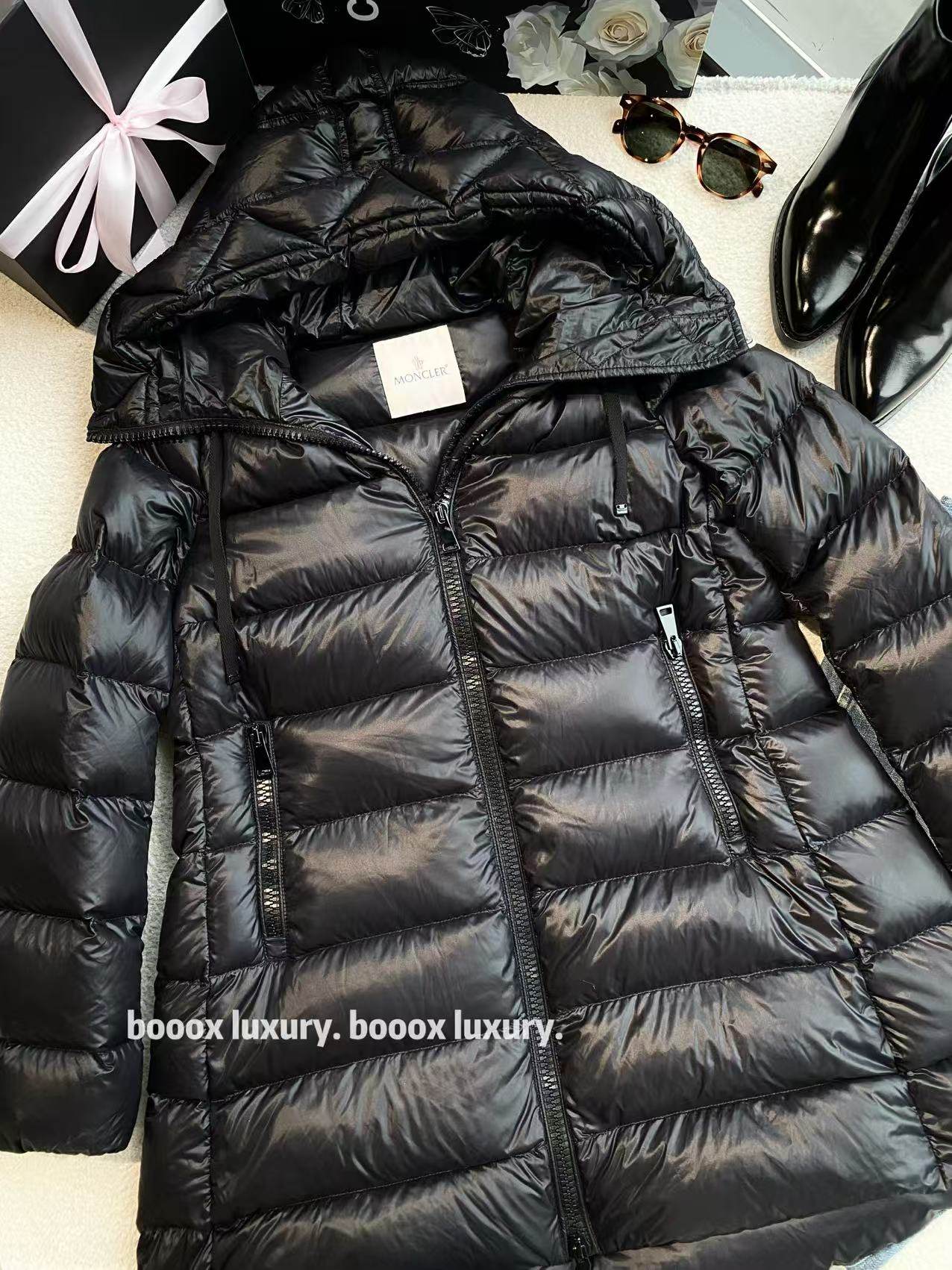 95新 MONCLER zz520 锦纶 Suyen 黑色刺绣徽标logo连帽羽绒服 2码