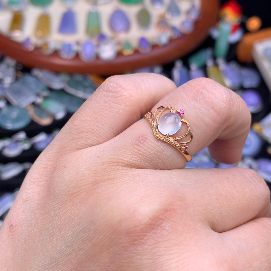 翡翠戒指18K金镶嵌蛋面戒指