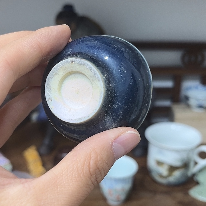 牛***牛瓷片精美的陶瓷摆件……