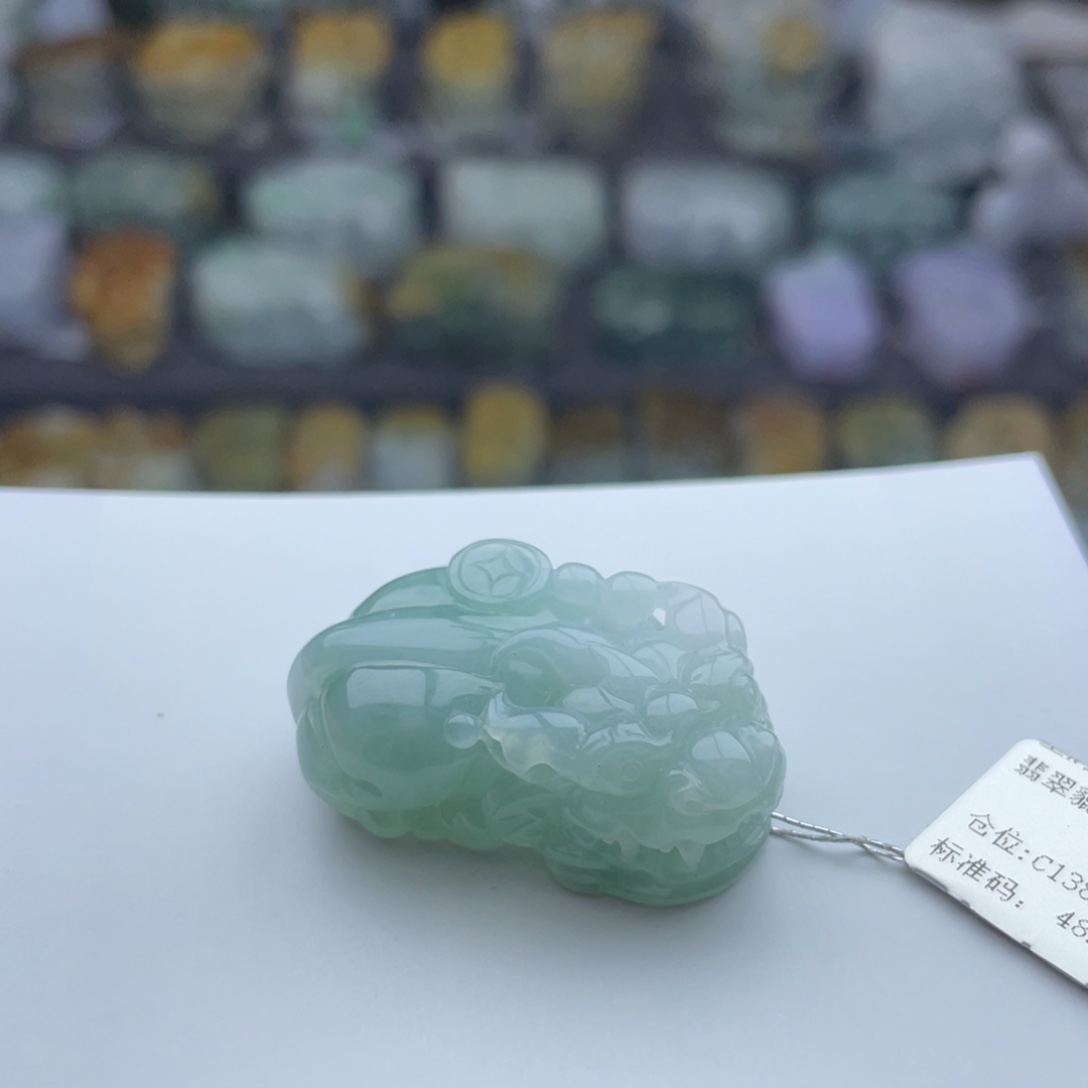 翡翠颈饰未镶嵌貔貅