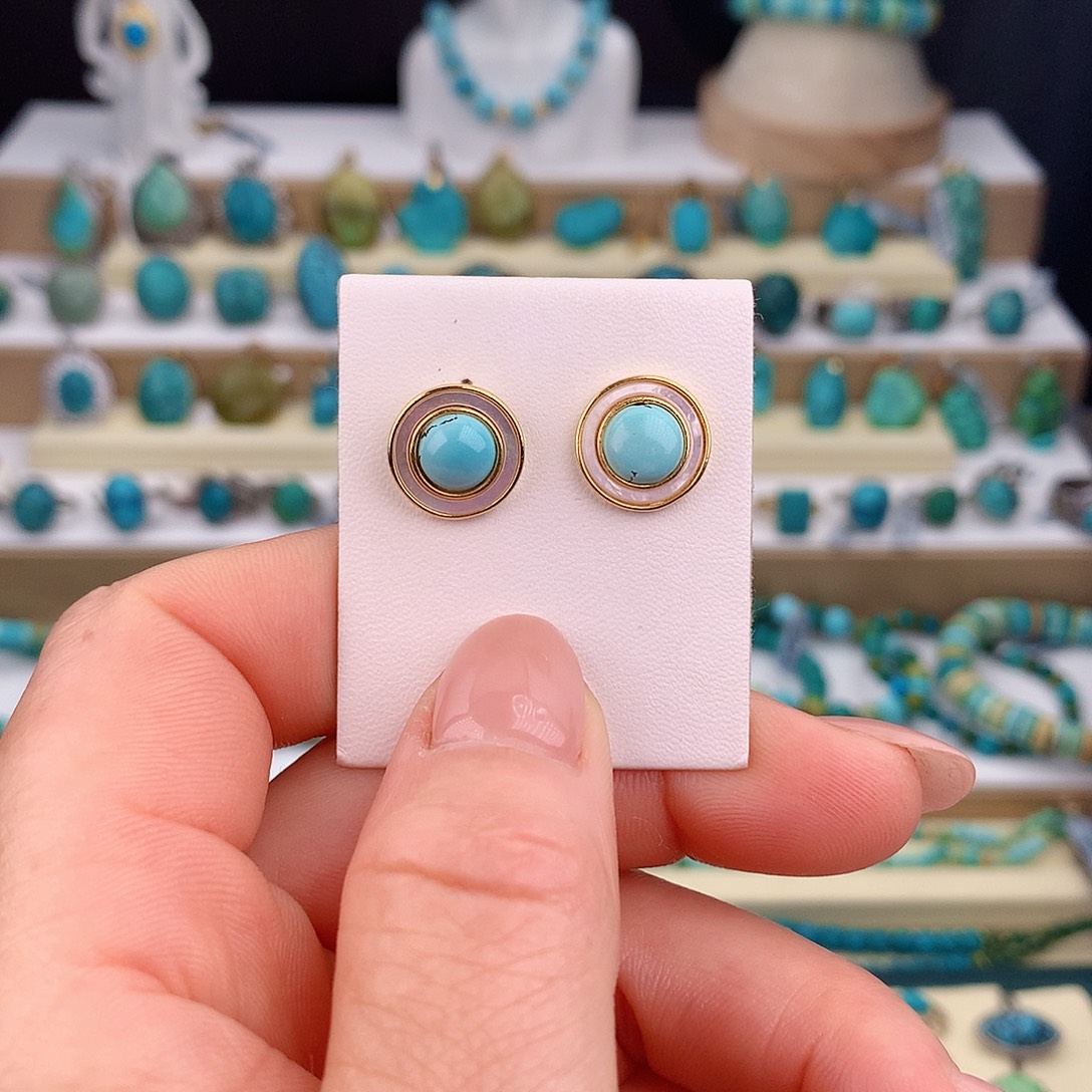 绿松石未镶嵌耳饰