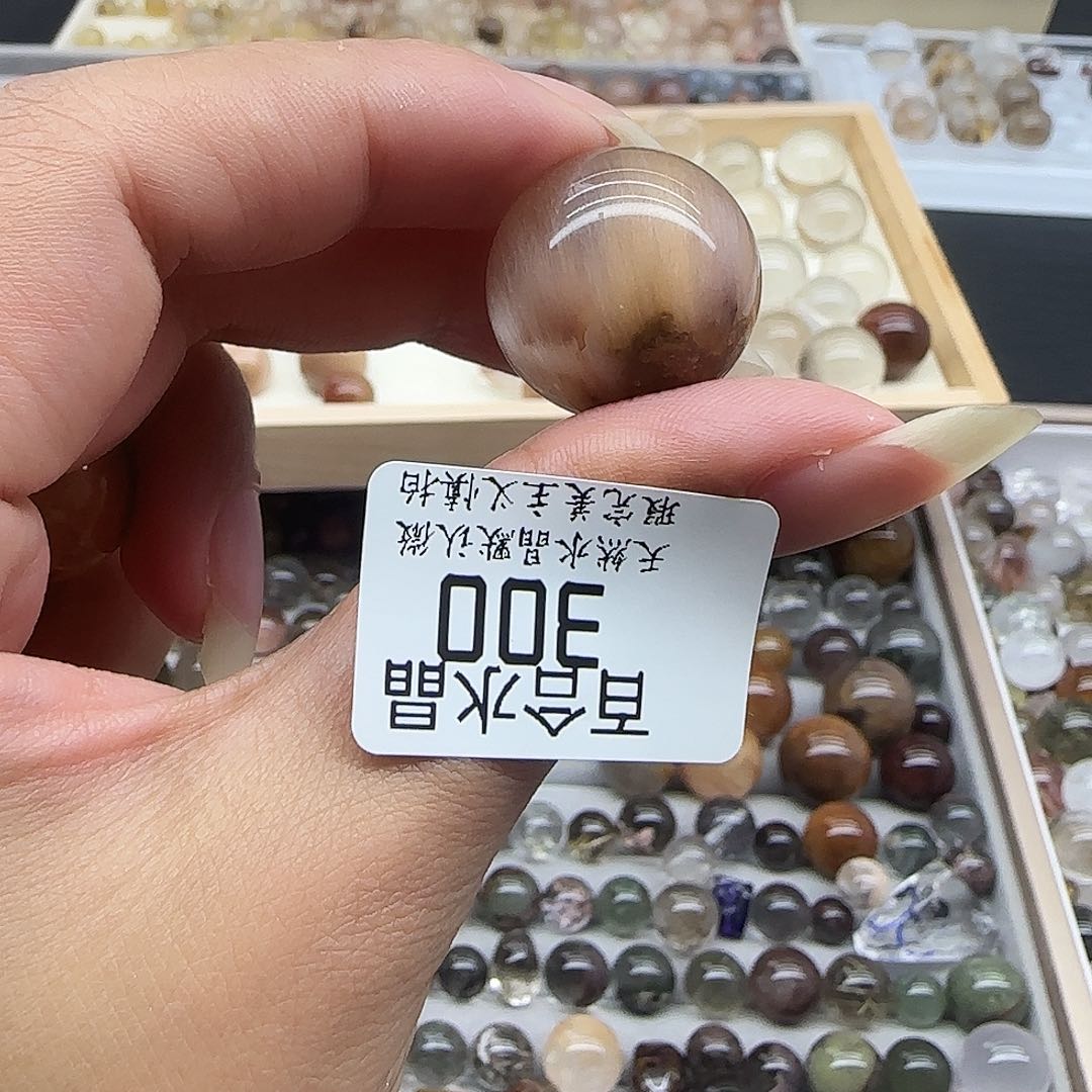 未镶嵌手链水晶W**。天然