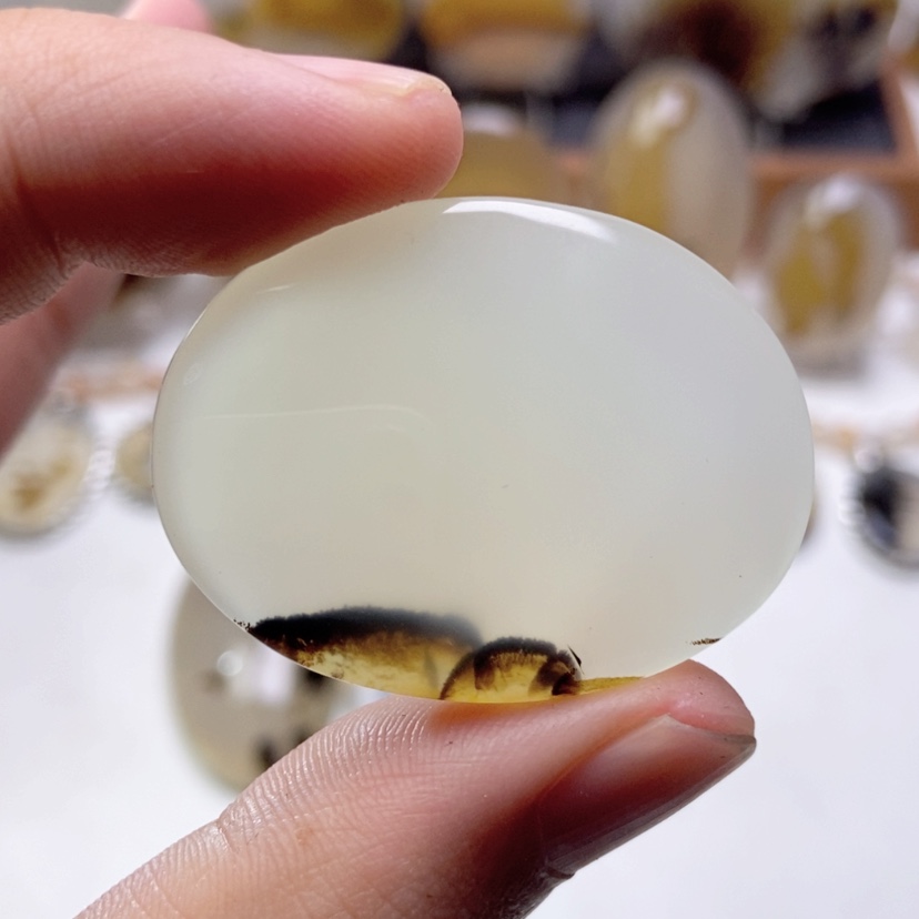 【闪购商品】玛瑙/玉髓颈饰未镶嵌