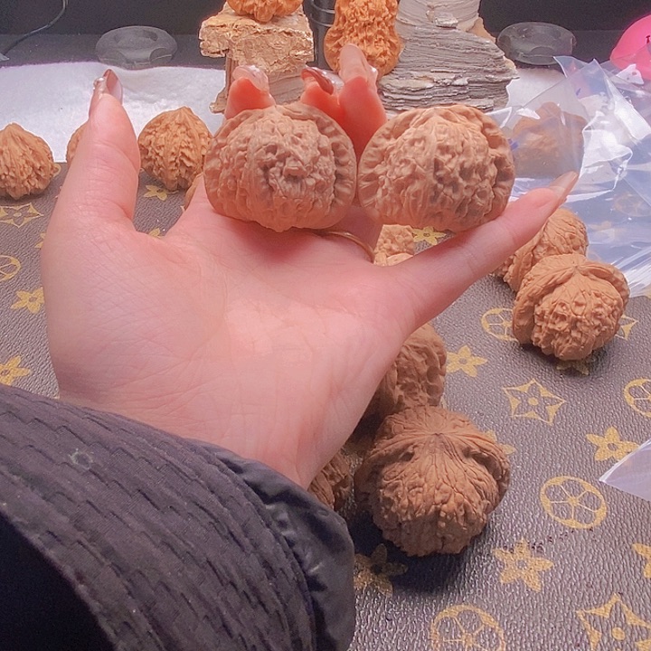 -****。骨质强密度大白狮子