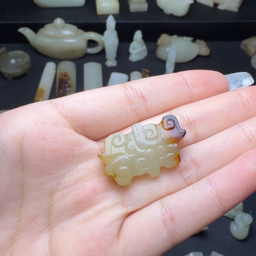 和田玉挂件未镶嵌