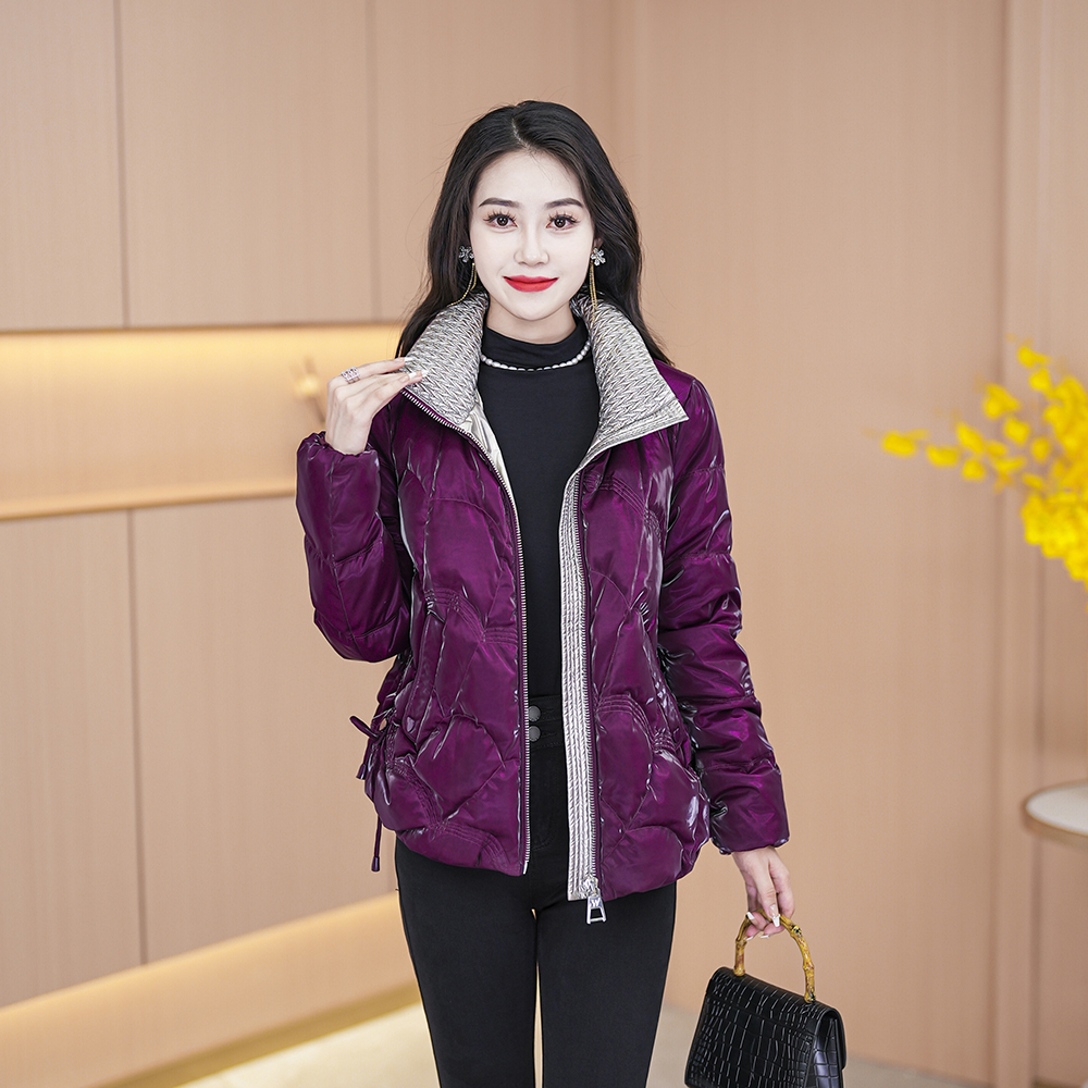 2025年新款爆款时尚白鸭绒羽绒服女款修身显瘦短款高品质羽绒服