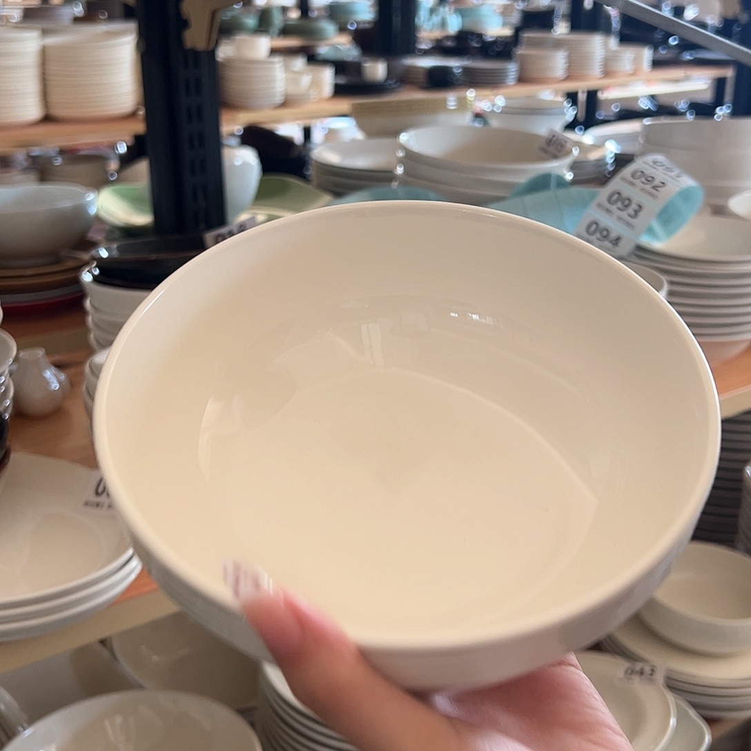 新骨瓷045微瑕暖白7.5寸圈圈加厚边面碗 