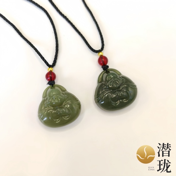 【潜珑】gc-90-003和田玉抱抱佛吊坠多样性拍一发一25mm