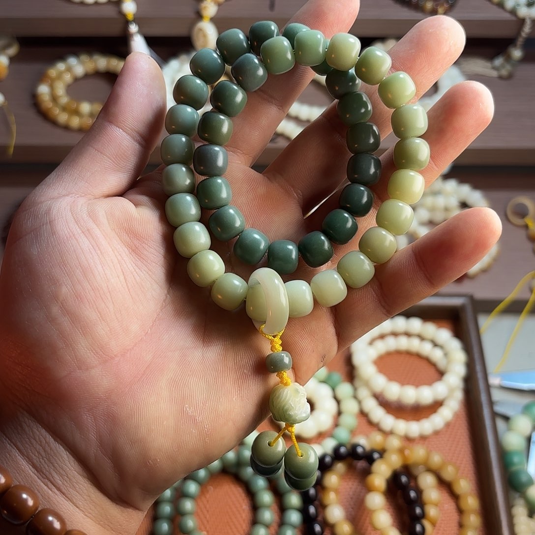 一****吊坠菩提根/象牙果