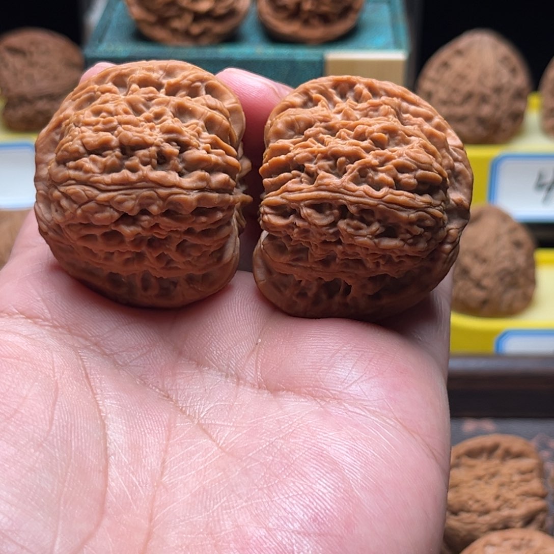 把件文玩核桃一***白球疆