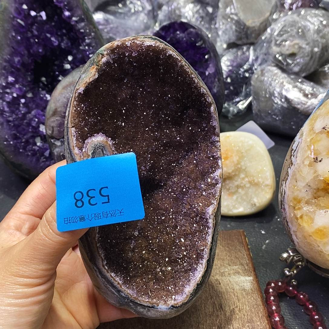 水晶大型摆件（非配饰）未镶嵌