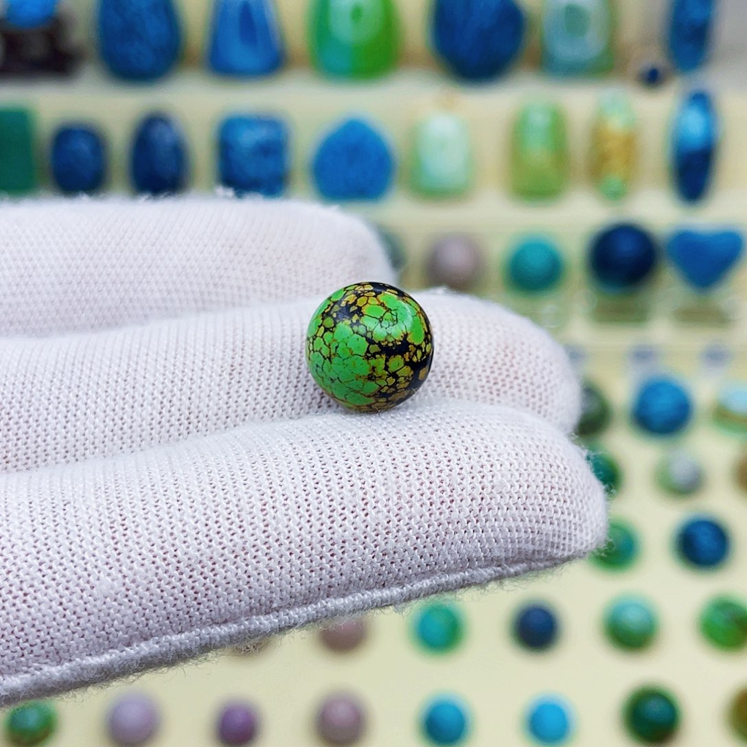 绿松石绿松石未镶嵌