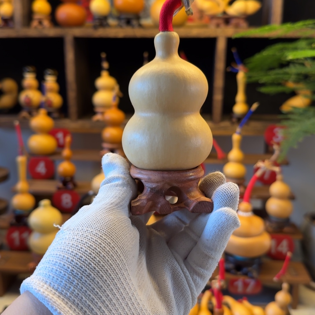 娇***娇精品葫芦无暇八宝