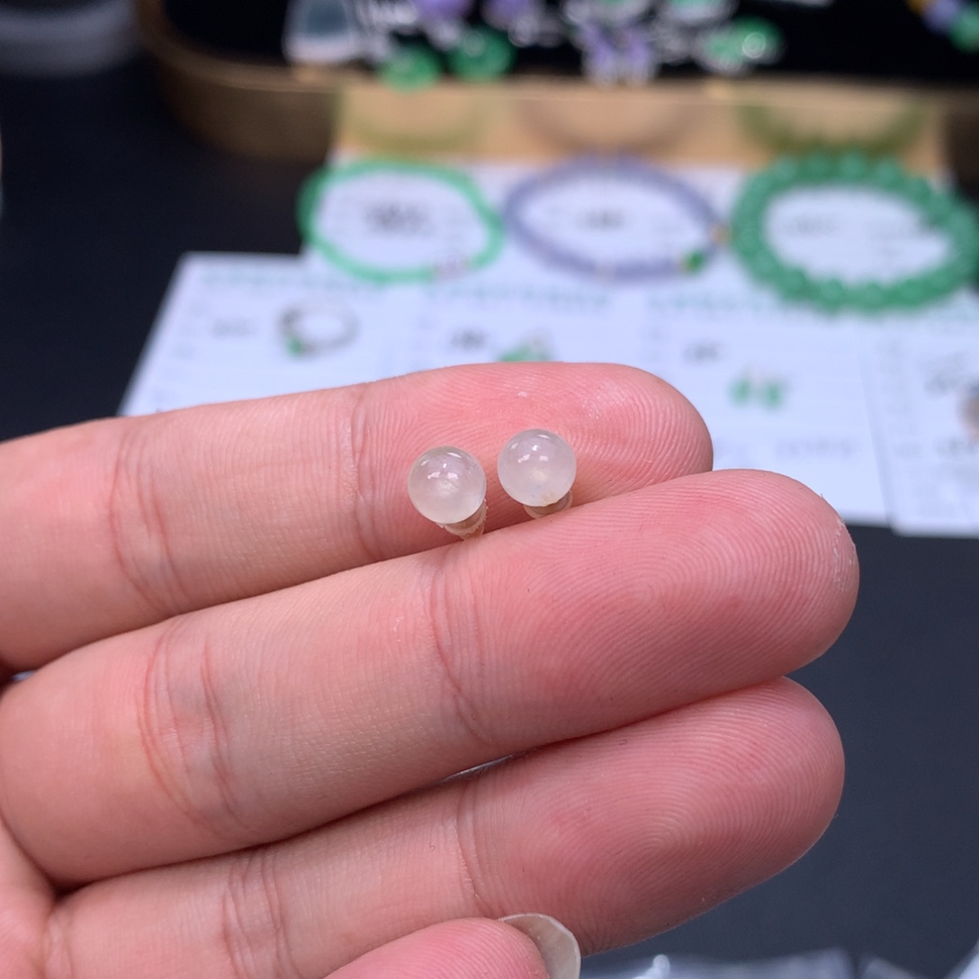 翡翠18K金镶嵌颈饰48小时鉴赏期退货不扣服务费