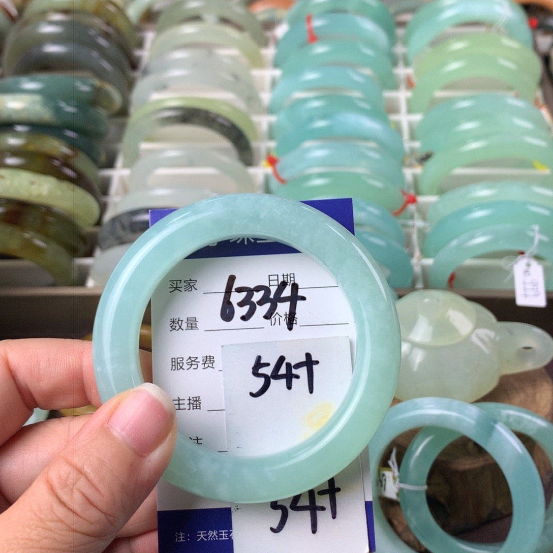 蛇纹石玉手镯未镶嵌6334