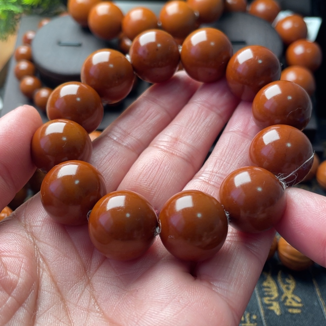 乐***遥橄榄核吊坠橄榄1.8