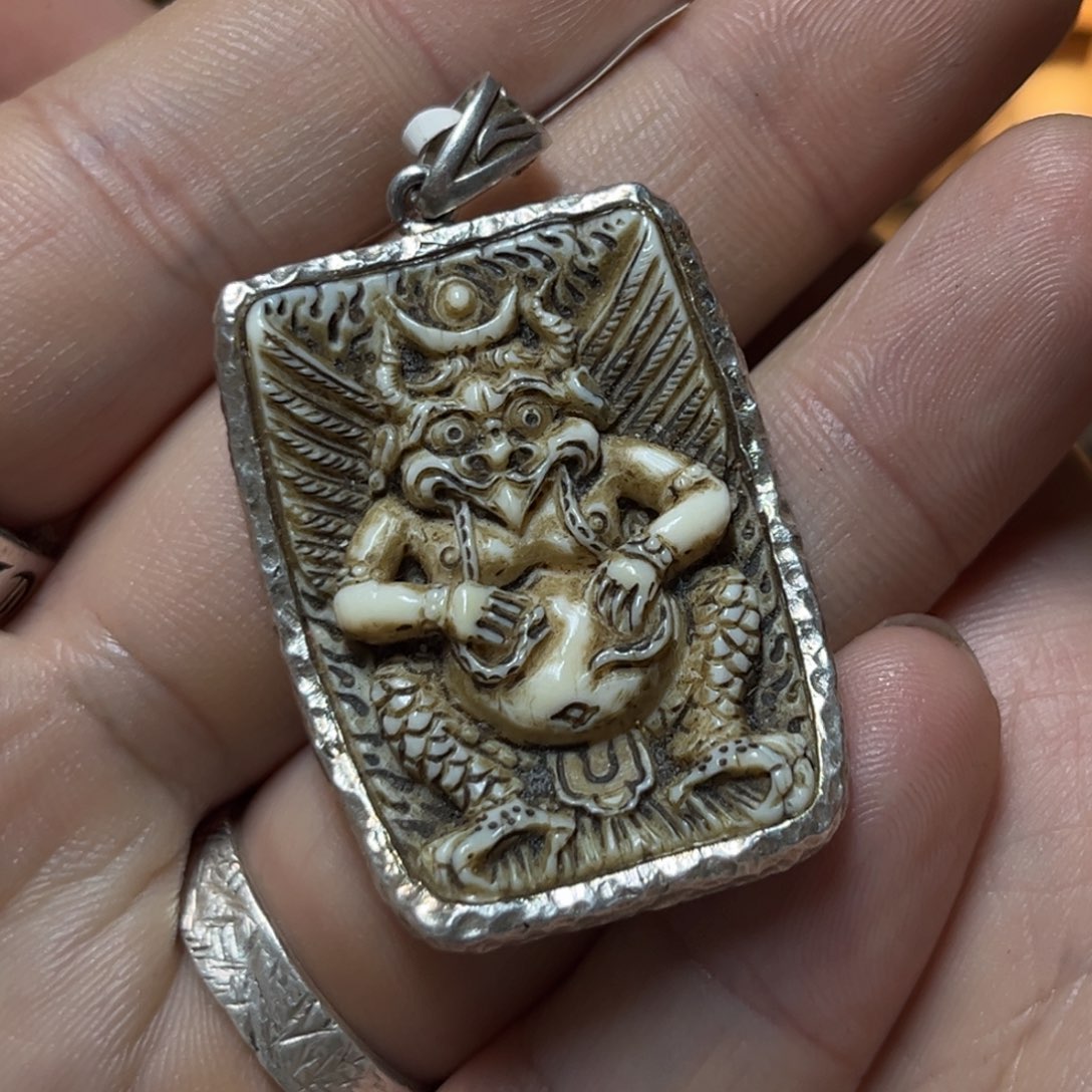 金****鸭藏传佛教的发展历程