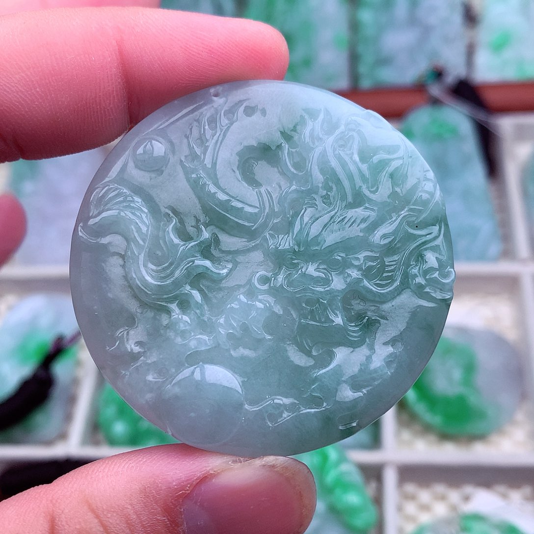 翡翠未镶嵌吊坠(不含链)